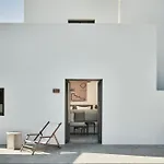 Parilio, A Member Of Design Naousa