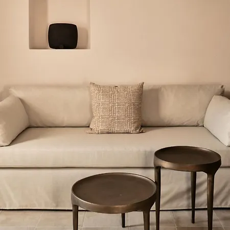 Parilio, A Member Of Design 5* Науса