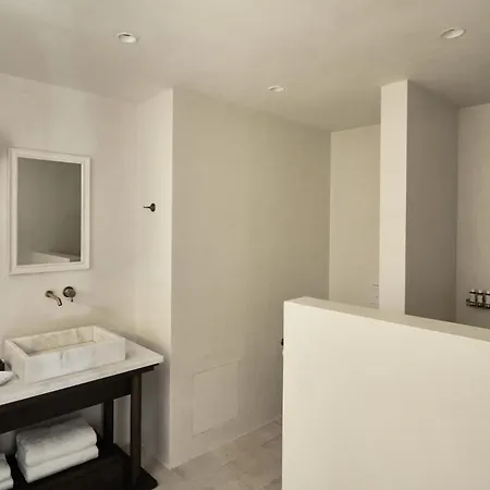 Parilio, A Member Of Design Hotel Naousa (Paros)