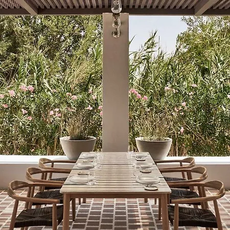 Parilio, A Member Of Design Hotel Naousa (Paros)
