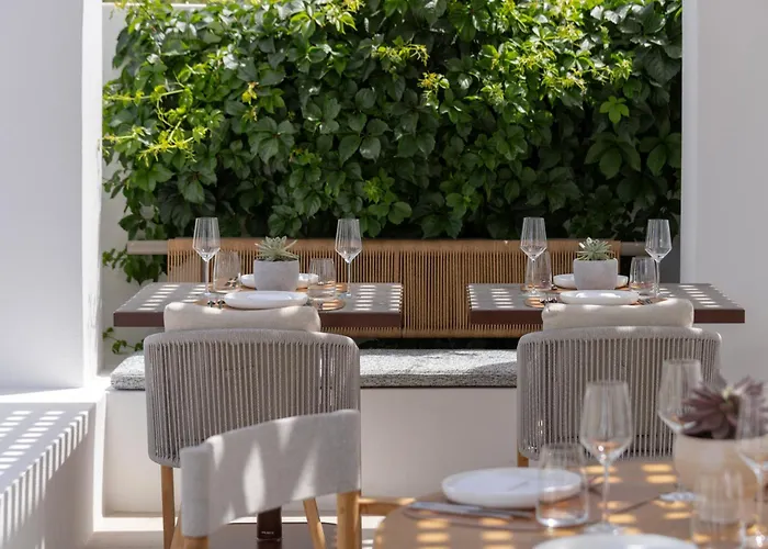 Parilio, A Member Of Design Hotel Naousa (Paros)